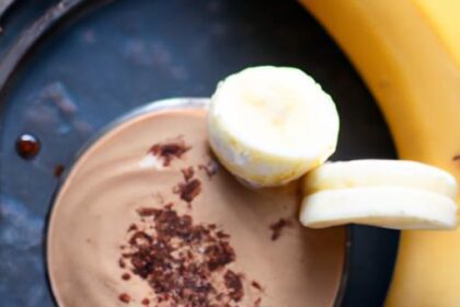 Decadent Chocolate Banana Smoothie: A Nutritious Delight