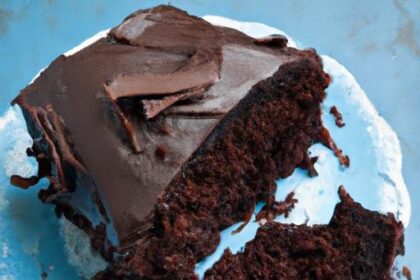 Decadent Gluten-Free Chocolate Cake: A Delicious Guide