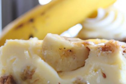 Irresistible Banana Cheesecake Bars: A Sweet Slice of Heaven